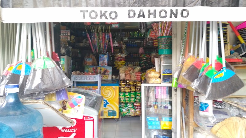 Toko Siti: Your One-Stop Shop for All Needs in Cilacap's Heart